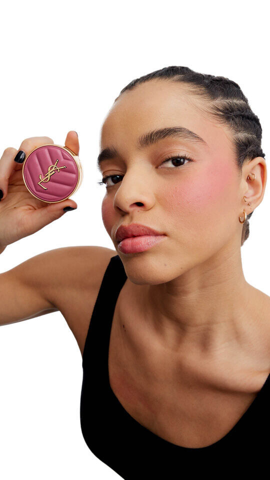 Waterproof blush for cheekbones