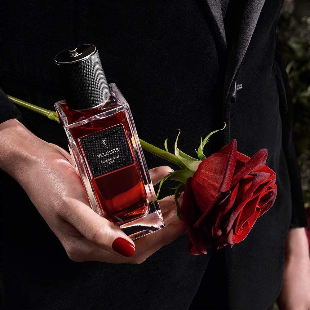 VELOURS EAU DE PARFUM