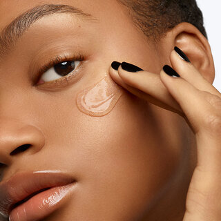 Touche Éclat Blur Primer Gold Illuminating Primer YSL Beauty