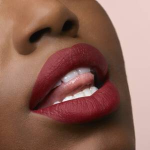 Rouge Pur Couture The Slim Glow Matte Lipstick 1