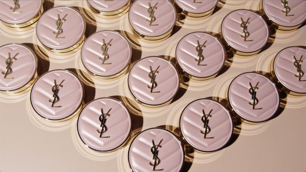 Yves Saint Laurent Touche Eclat Glow Pact Cushion - # B20
